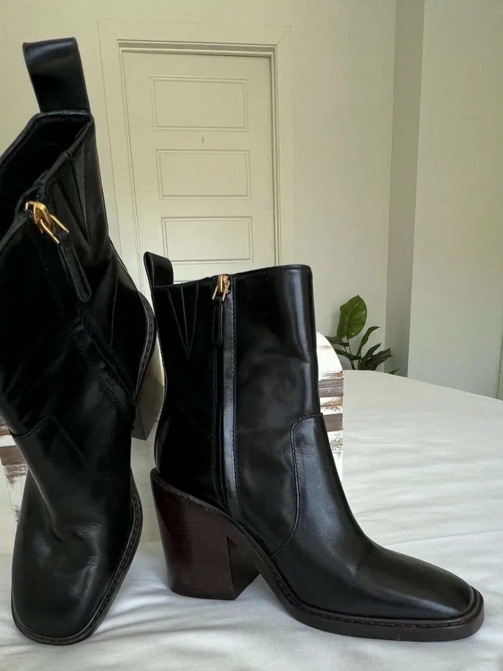 Tory Burch Sierra Black Leather Block Heeled Ankle Boots Womens Size 9.5